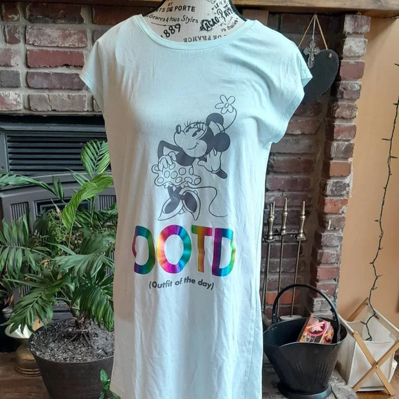 Minnie Mouse Sleep Shirt NWOT - Picture 3 of 5